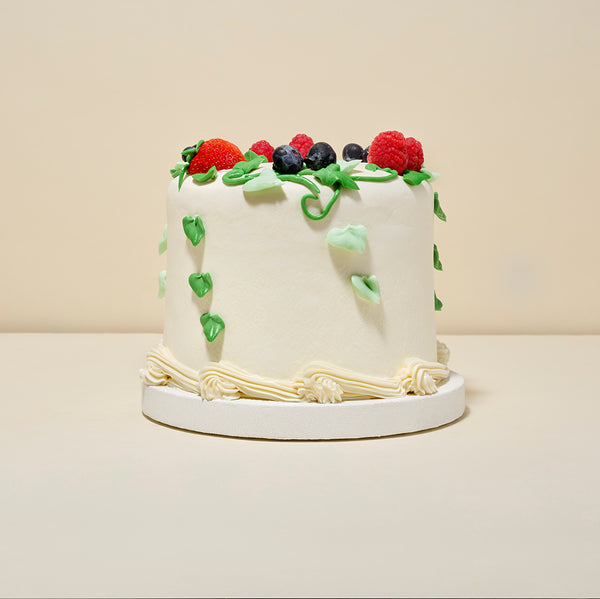 vegan peaches & cream layer cake - The Baking Fairy