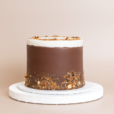 Chocolate Almond Crunch Cake